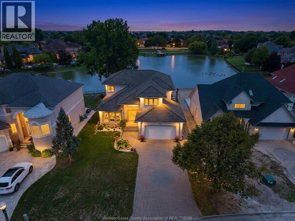 847 Lake Shore Drive, Windsor, ON, N9G 2R1