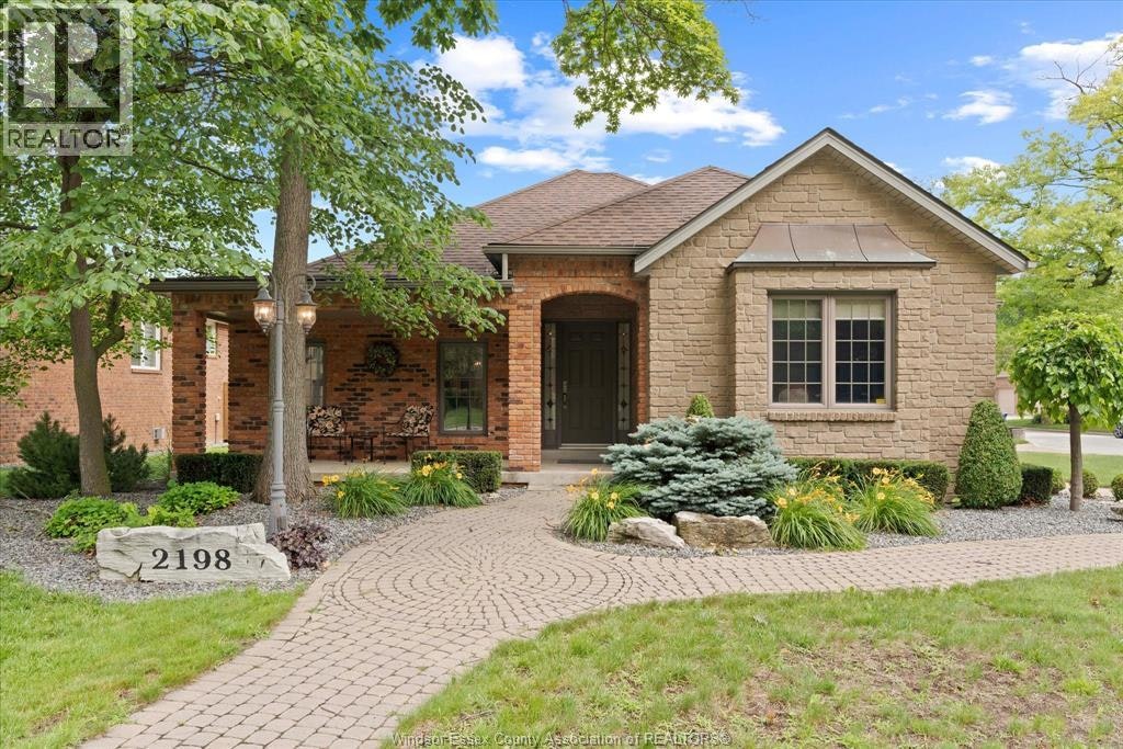 2198 Suzanne Street, Lasalle, ON, N9H 2K3