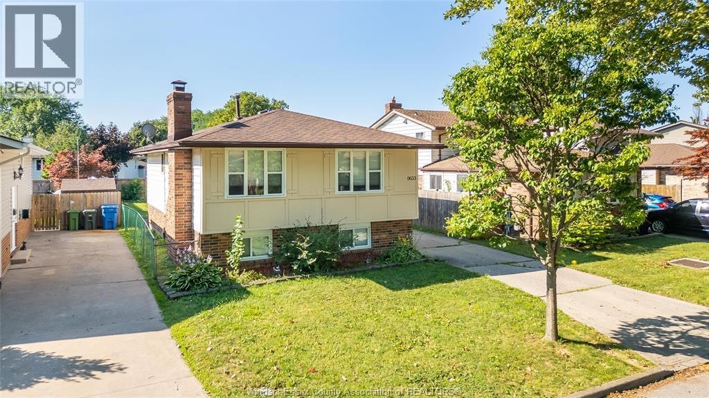 UPPER-9633 Avery, Windsor, ON, N8R 2C1