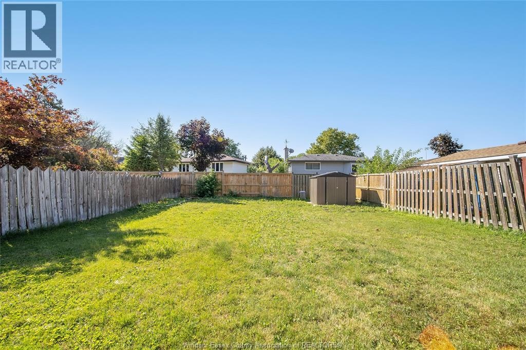 UPPER-9633 Avery, Windsor, ON, N8R 2C1 - 30