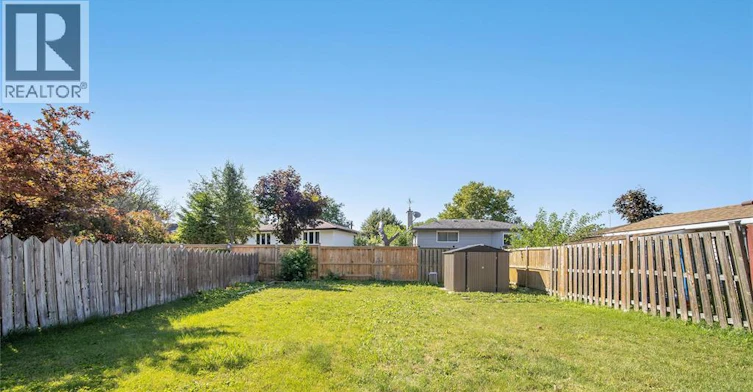 UPPER-9633 Avery, Windsor, ON, N8R 2C1 - 30