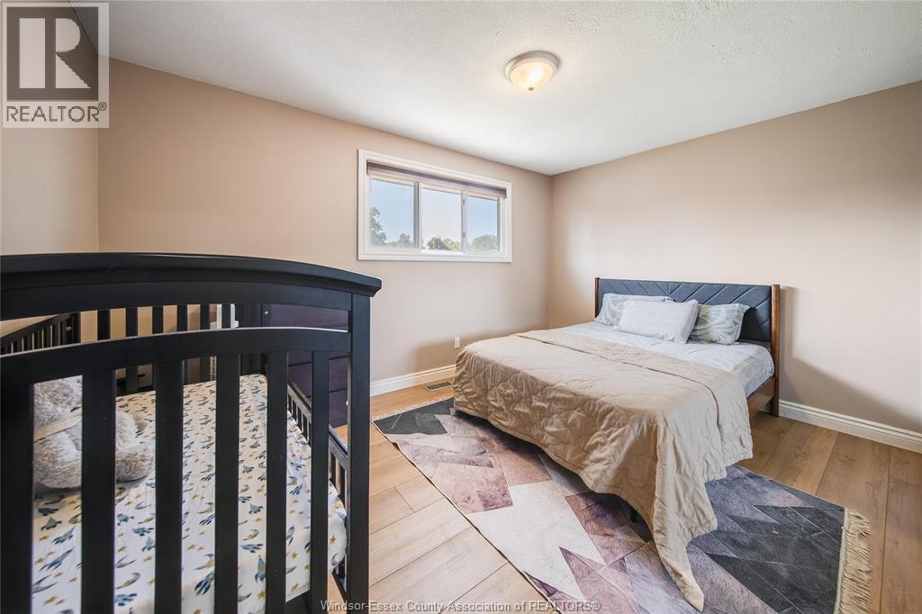 UPPER-9633 Avery, Windsor, ON, N8R 2C1 - 24