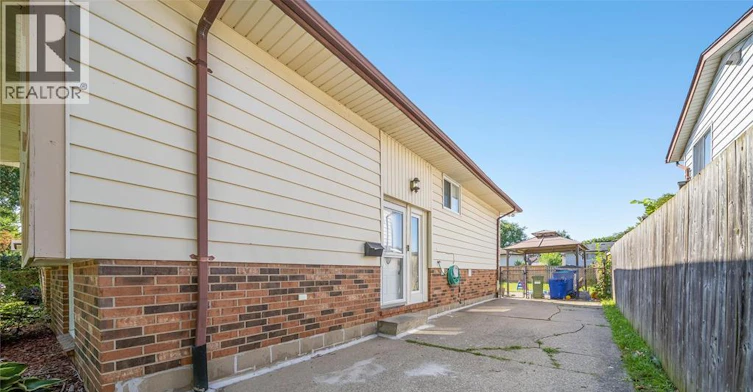 UPPER-9633 Avery, Windsor, ON, N8R 2C1 - 7