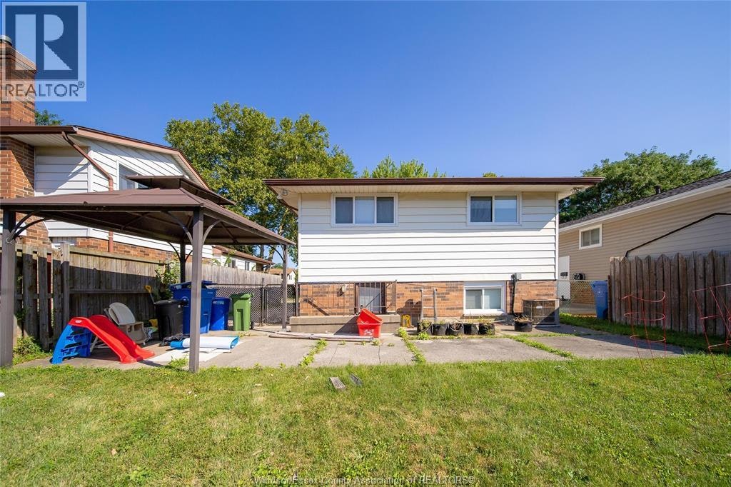 UPPER-9633 Avery, Windsor, ON, N8R 2C1 - 26