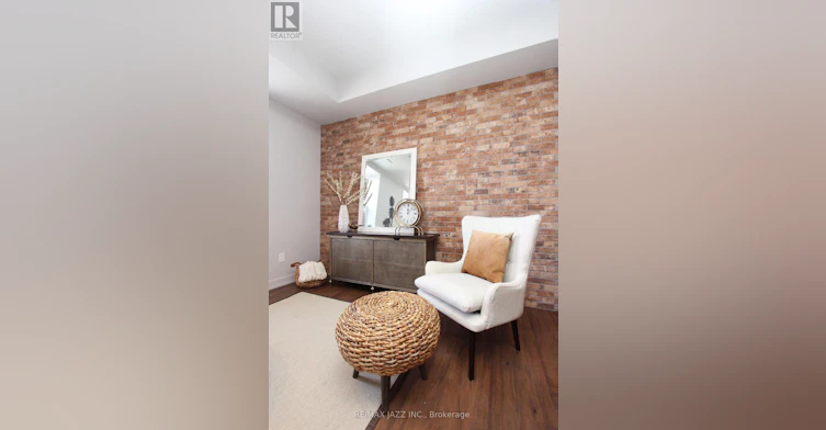 201-14 1/2 King Street E, Oshawa, ON, L1H 1A9 - 19