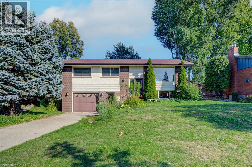 79 Gay Crescent, Kitchener, ON, N2A 2C2