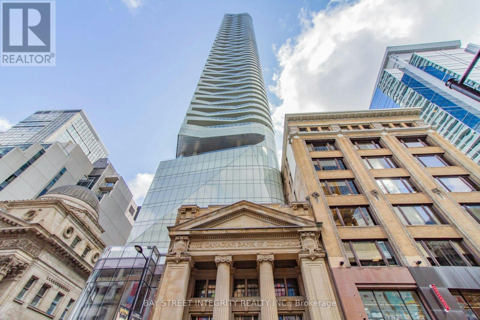 5504-197 Yonge Street, Toronto, ON, M5B 1M4