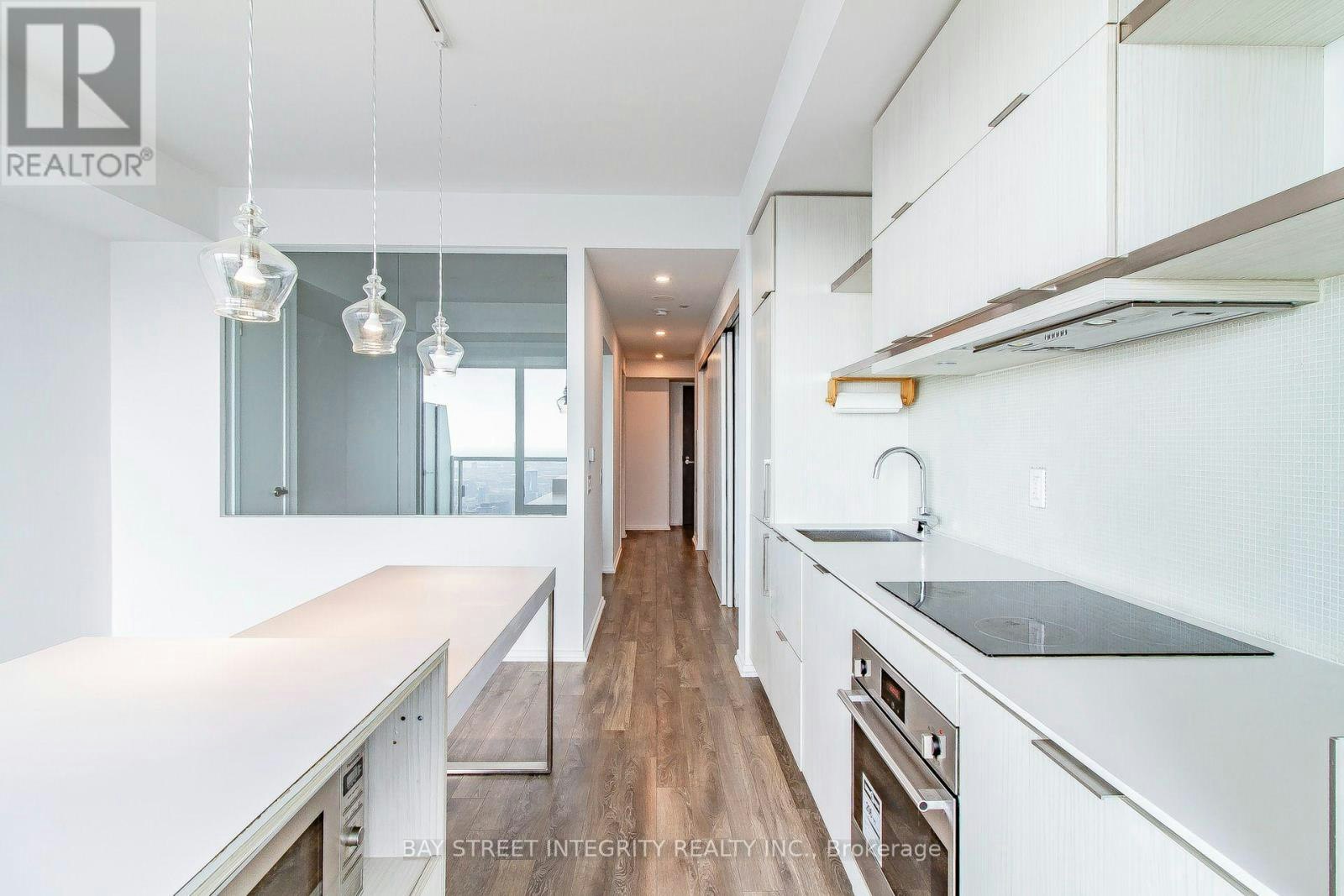5504-197 Yonge Street, Toronto, ON, M5B 1M4 - 10