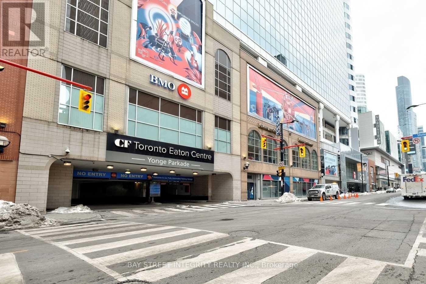 5504-197 Yonge Street, Toronto, ON, M5B 1M4 - 16
