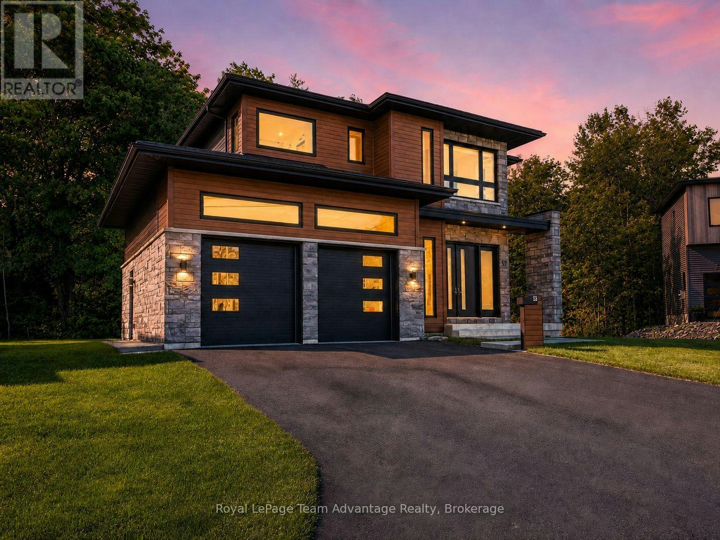 53 Dennis Drive, Parry Sound, ON, P2A 0E4