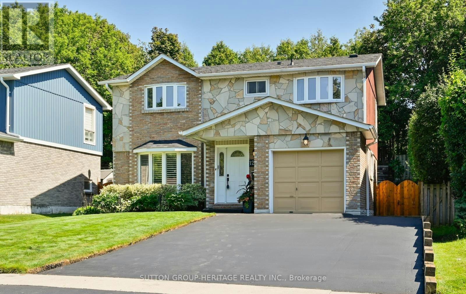 1209 Cherrydown Drive, Oshawa, ON, L1H 7T4