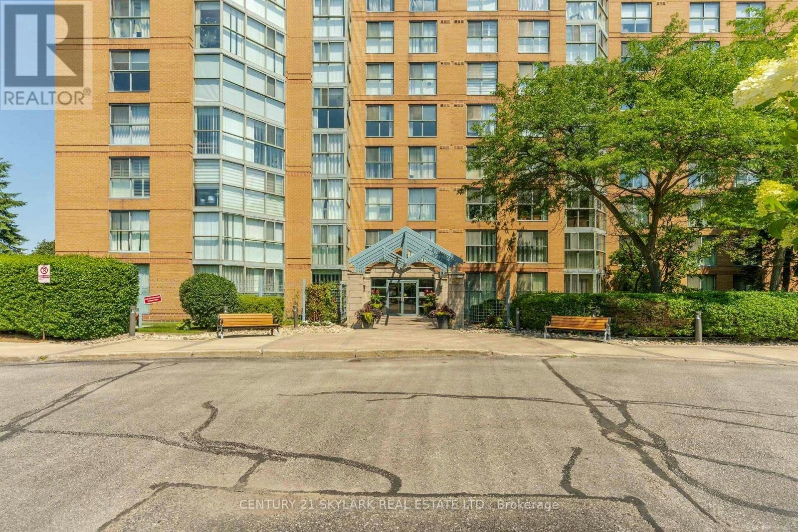 701-90 Dale Avenue, Toronto, ON, M1J 3N4