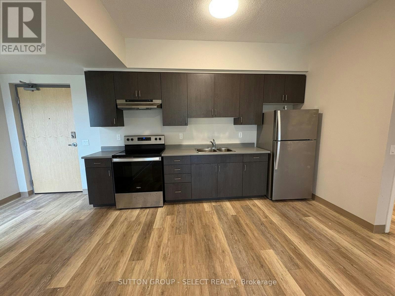 202-99 Pond Mills Road, London, ON, N5Z 3X3 - 6