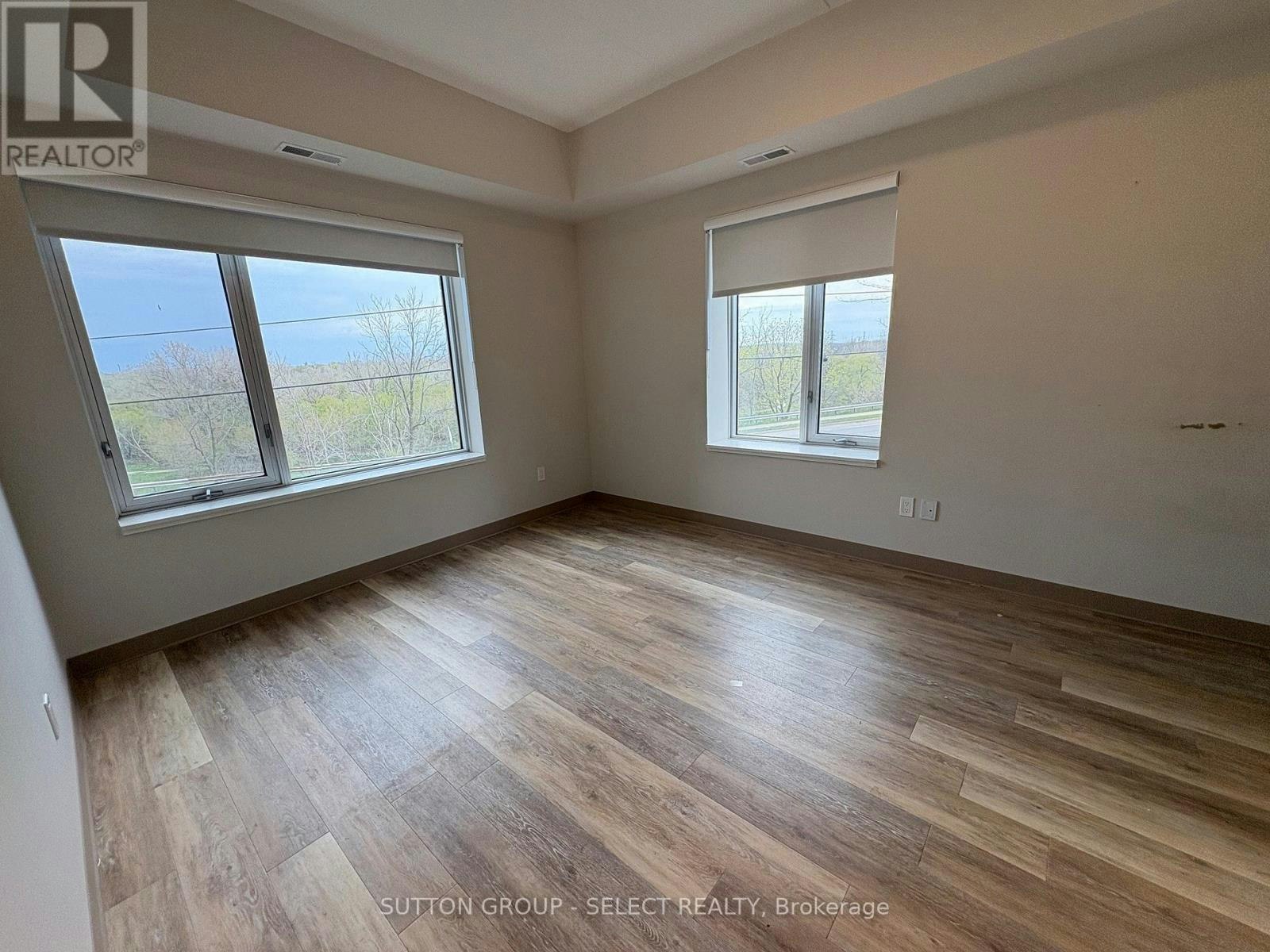 202-99 Pond Mills Road, London, ON, N5Z 3X3 - 13