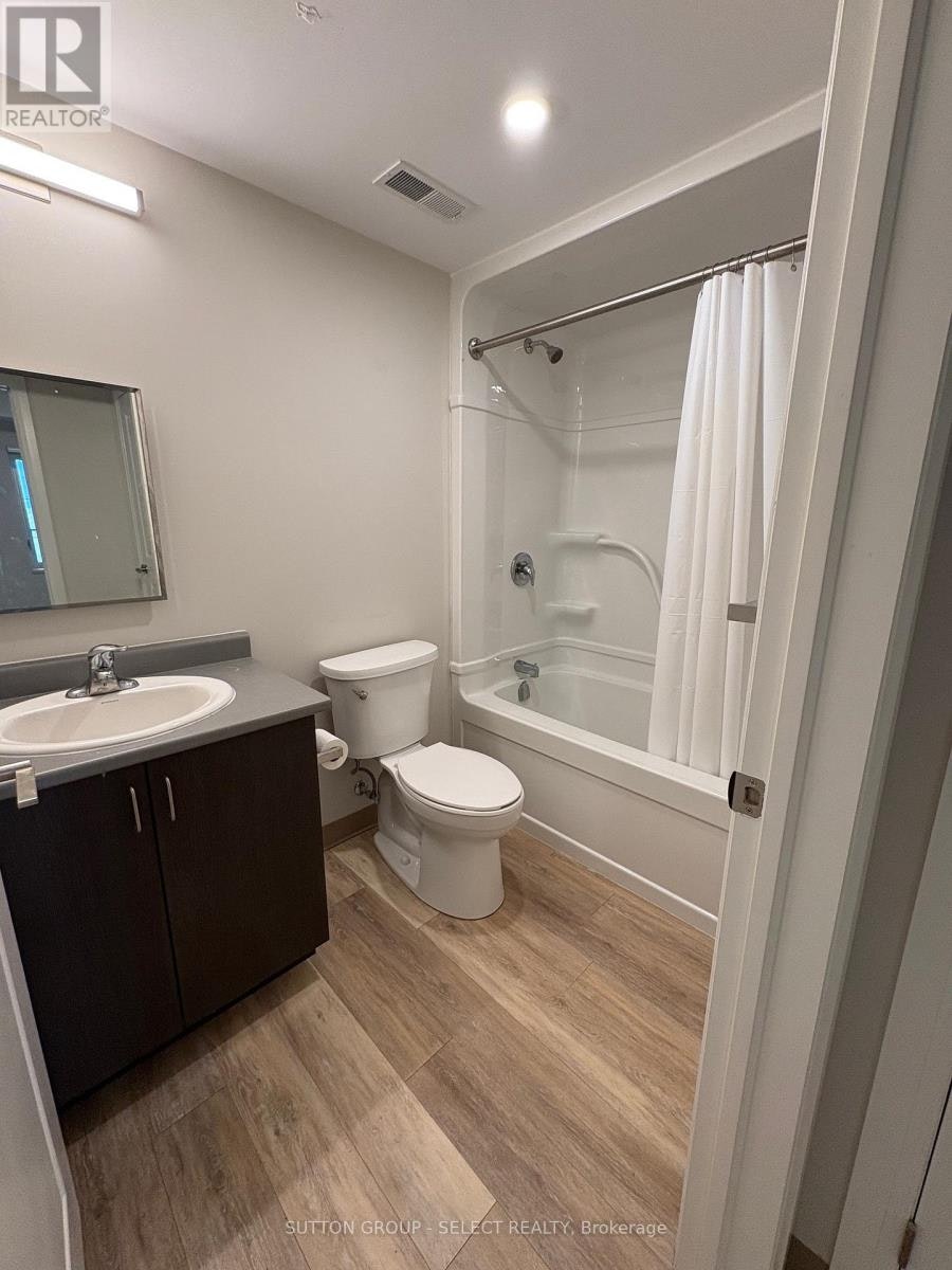 202-99 Pond Mills Road, London, ON, N5Z 3X3 - 21