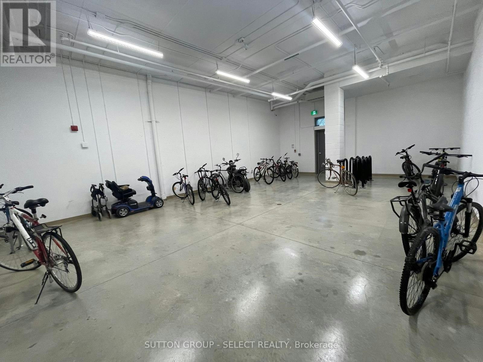 202-99 Pond Mills Road, London, ON, N5Z 3X3 - 23