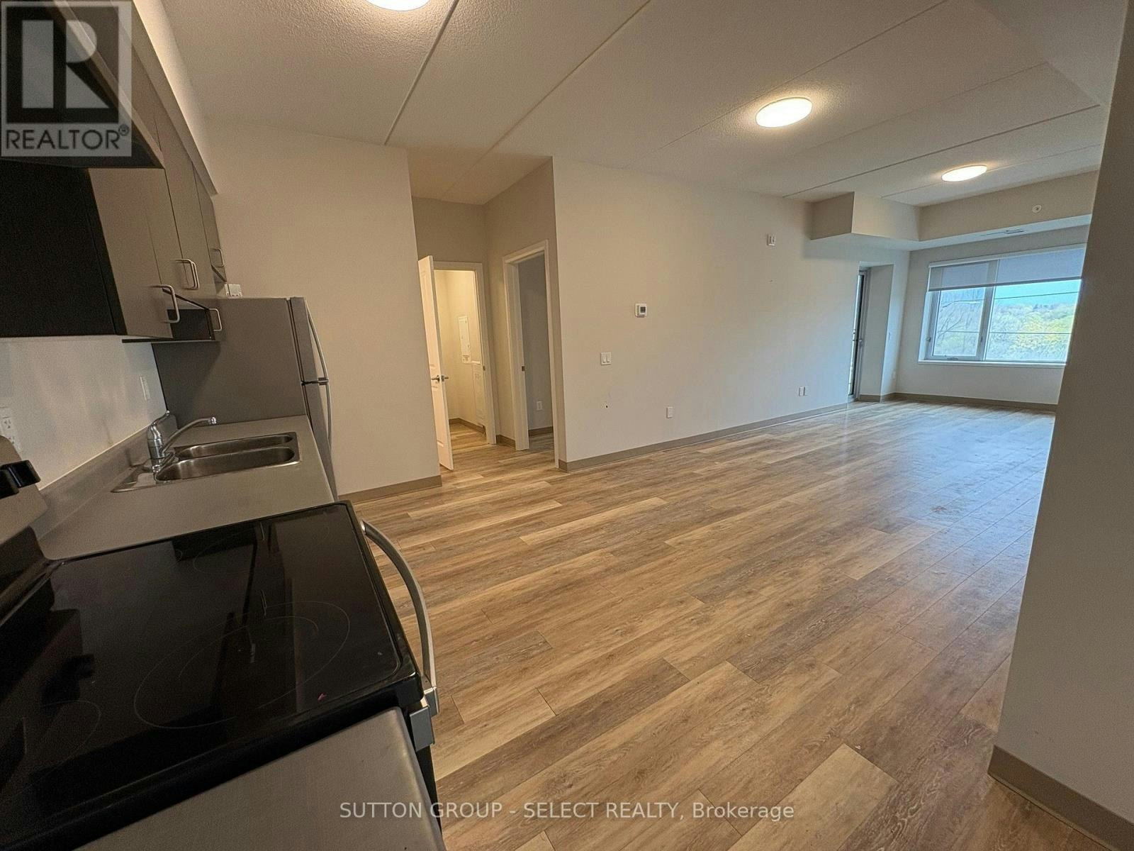 202-99 Pond Mills Road, London, ON, N5Z 3X3 - 5