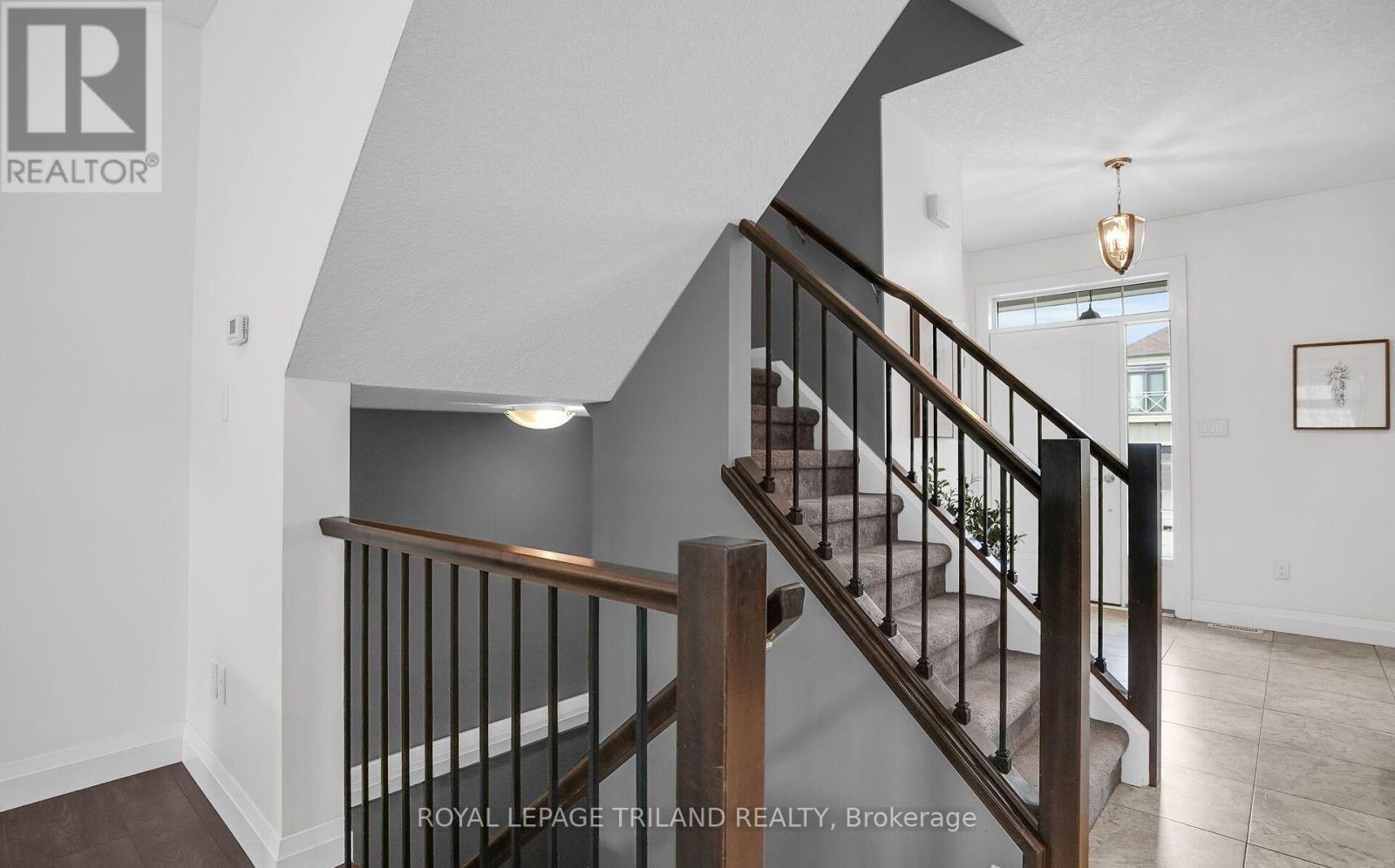 303 Callaway Road, London, ON, N6G 0N8 - 11