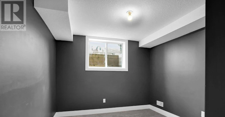 303 Callaway Road, London, ON, N6G 0N8 - 32