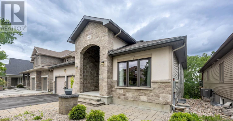 166 Grainstone Way, Ottawa, ON, K2T 0C7 - 2