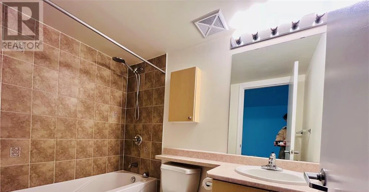 607-200 Rideau Street, Ottawa, ON, K1N 5Y1 - 7