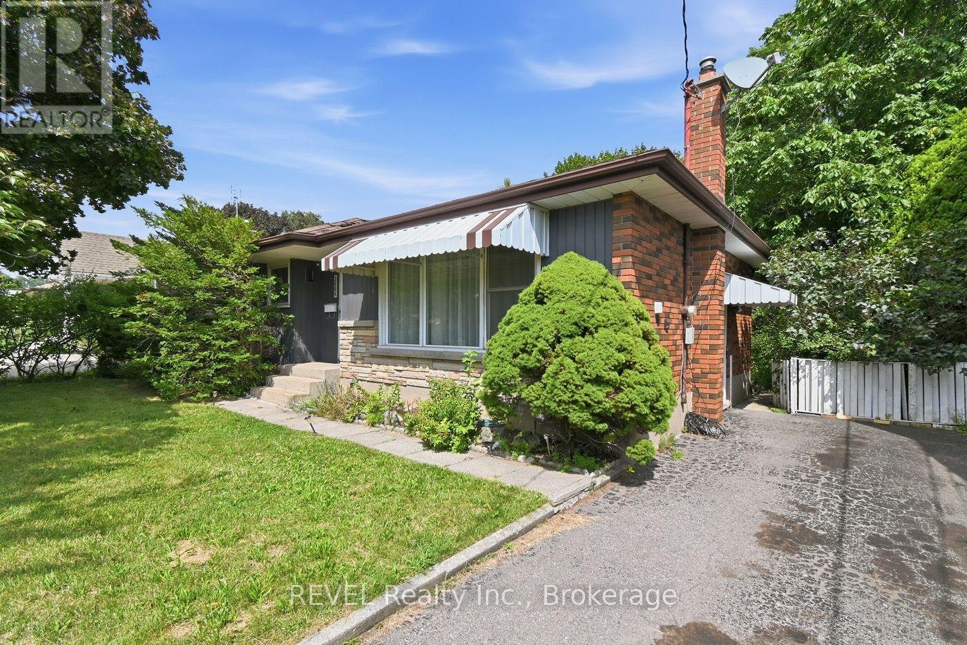 3664 Arlington Avenue, Niagara Falls, ON, L2J 2X2