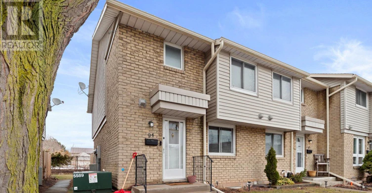 94-6767 Thorold Stone Road, Niagara Falls, ON, L2J 3W9