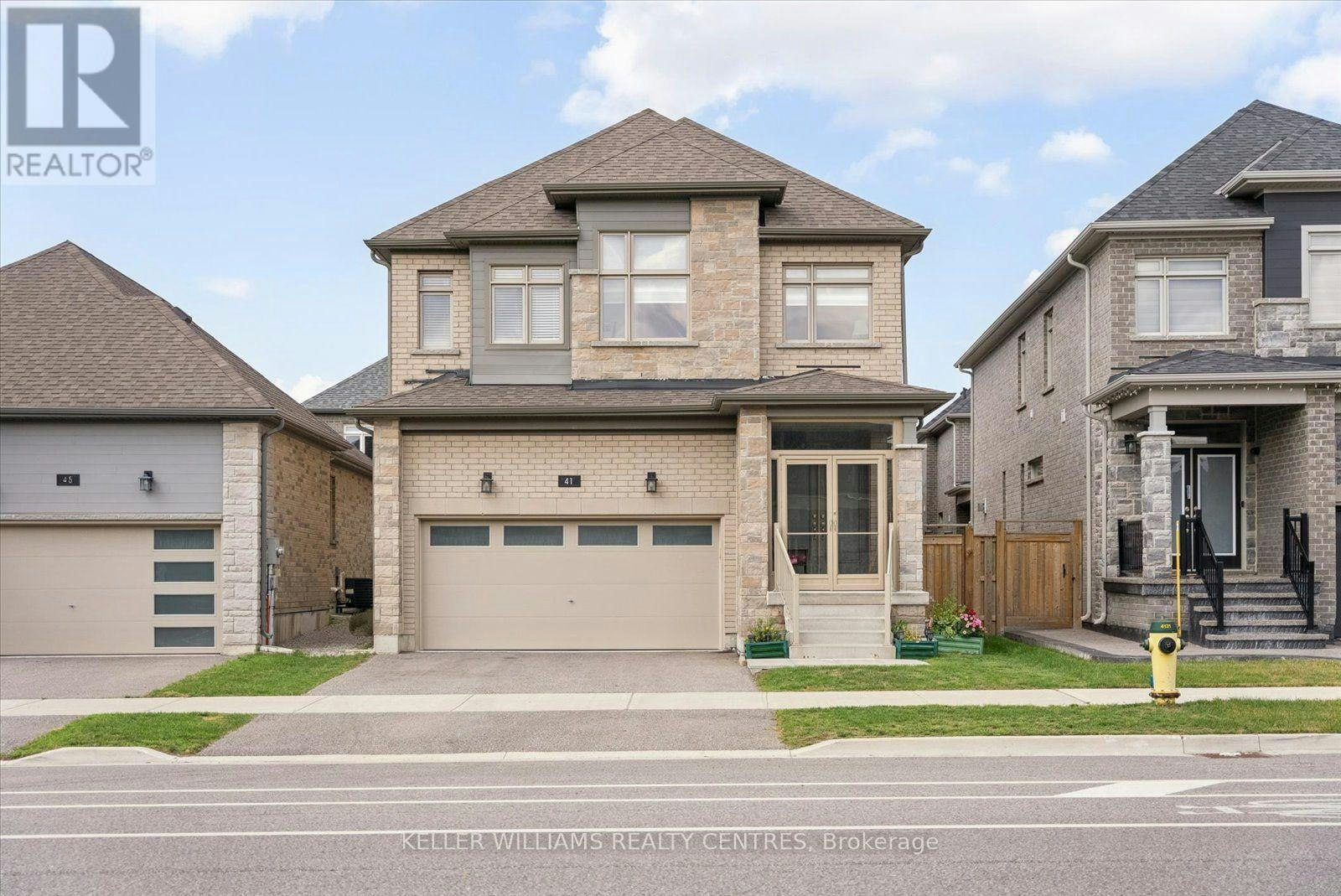 41 Mabern Street, Barrie, ON, L9J 0J1