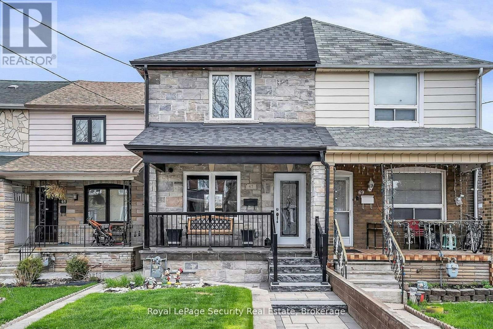 67 Northland Avenue, Toronto, ON, M6N 2C9