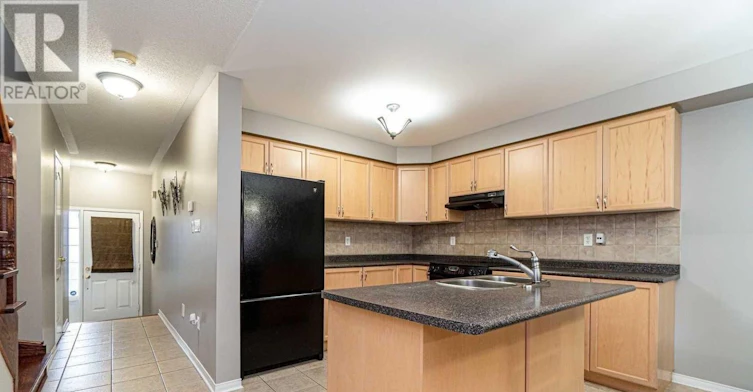 32 Sestina Court, Brampton, ON, L6P 1R9 - 2