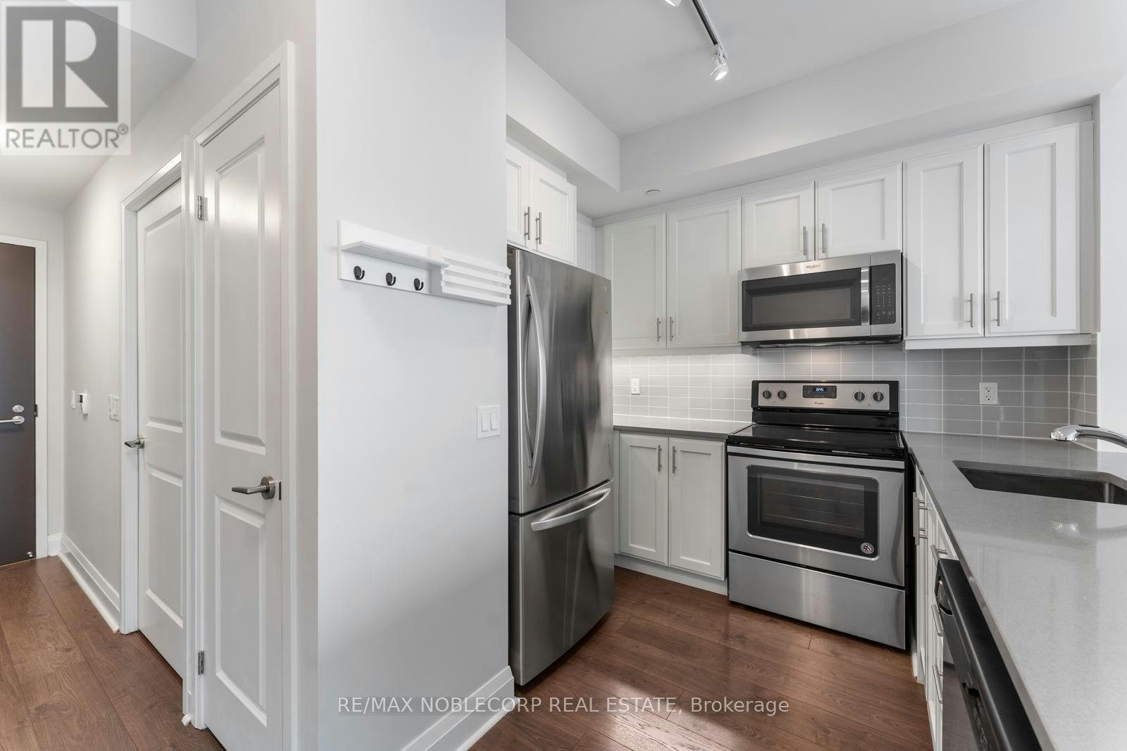 1302-15 Zorra Street, Toronto, ON, M8Z 0C1 - 10