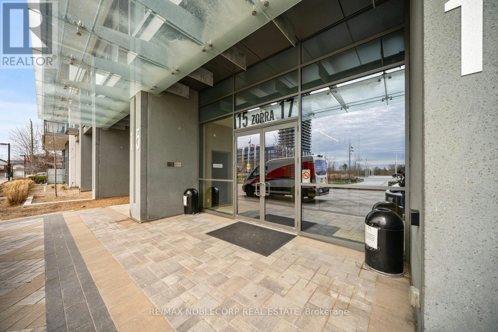 1302-15 Zorra Street, Toronto, ON, M8Z 0C1 - 3