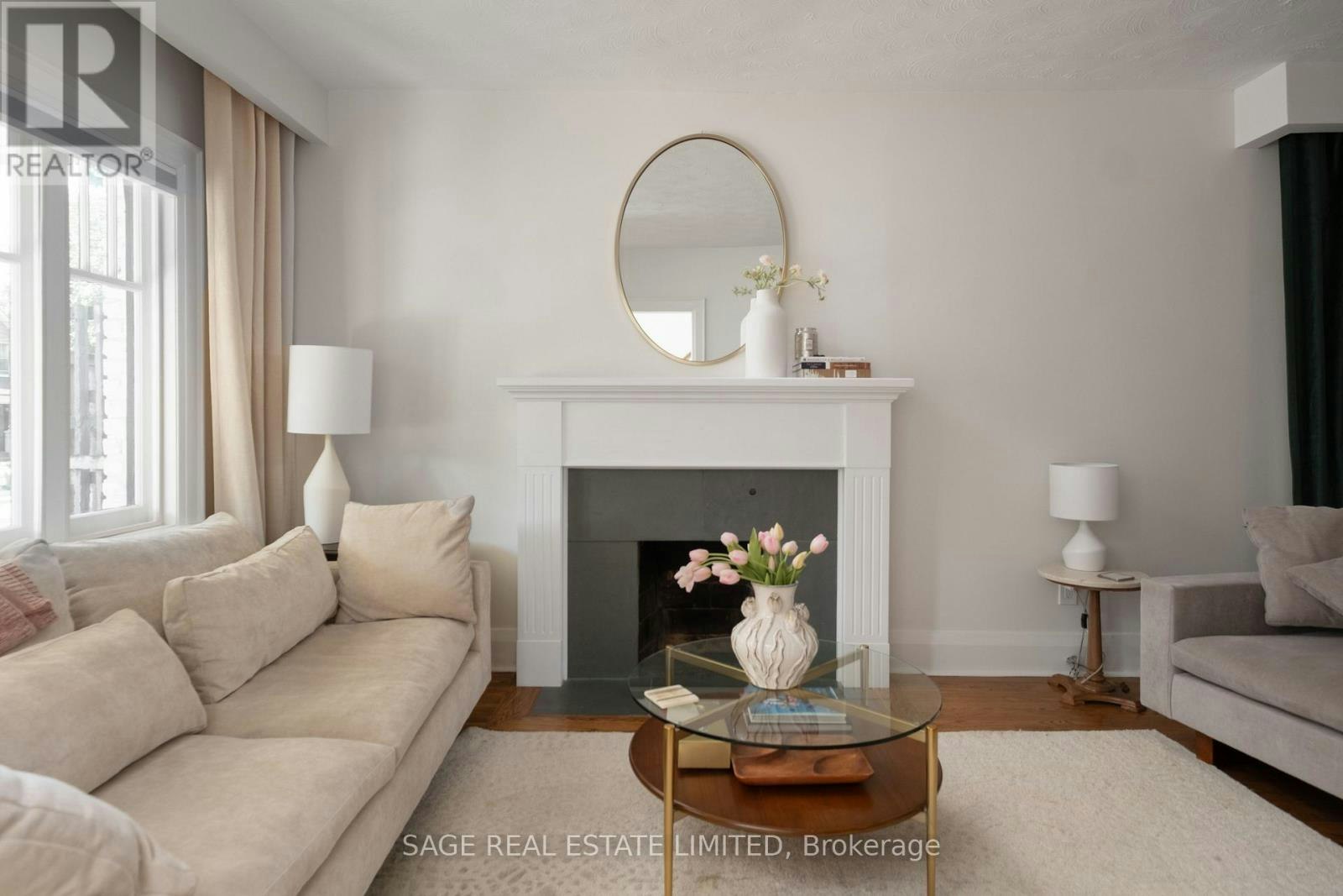162 John Street, Toronto, ON, M9N 1J8 - 7