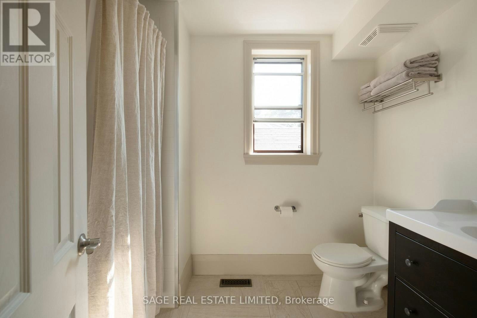 162 John Street, Toronto, ON, M9N 1J8 - 26