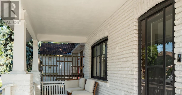 162 John Street, Toronto, ON, M9N 1J8 - 3