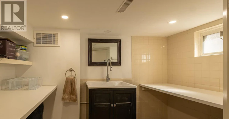 162 John Street, Toronto, ON, M9N 1J8 - 47