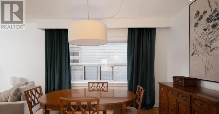 162 John Street, Toronto, ON, M9N 1J8 - 9