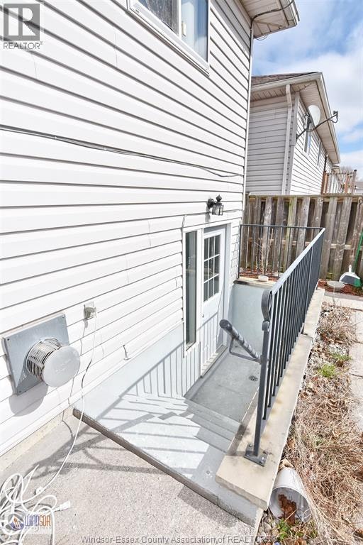 UPPER-1003 Silverdale, Windsor, ON, N9G 2R8 - 16