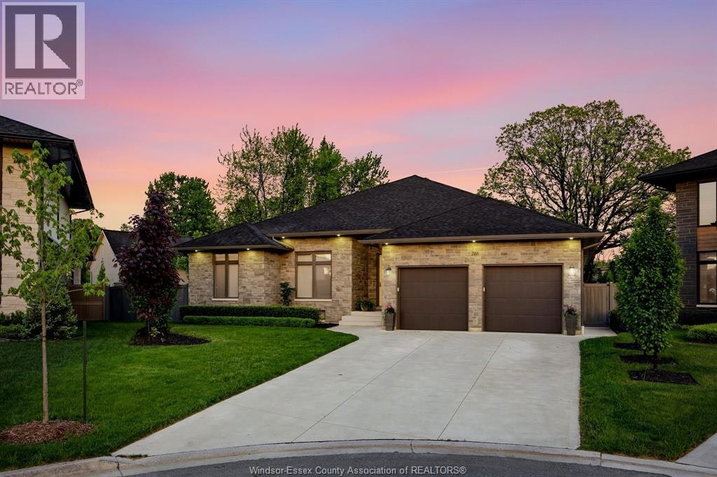 266 Xavier Circle, Lakeshore, ON, N8N 0J3