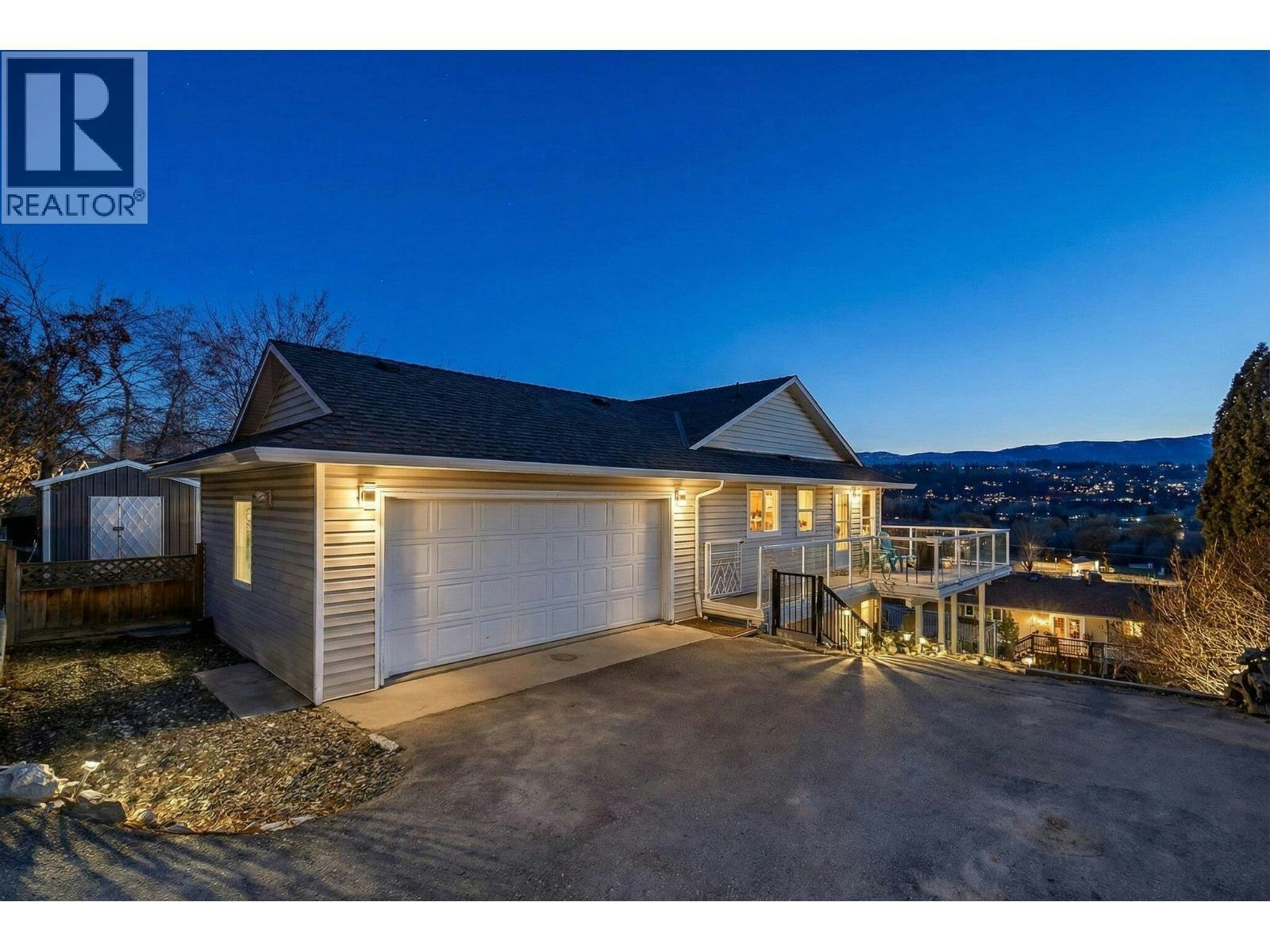 11350 Dakota Road, Lake Country, BC, V4V 1X1