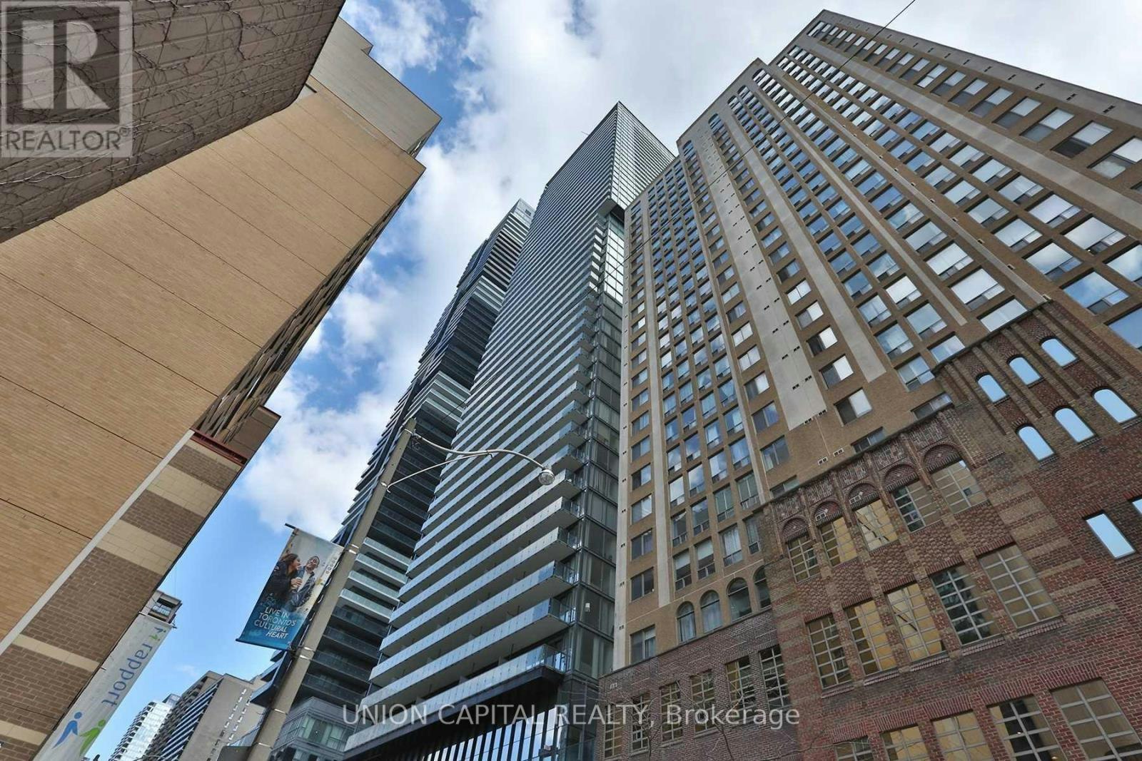 4402-15 Grenville Street, Toronto, ON, M4Y 1A1 - 3