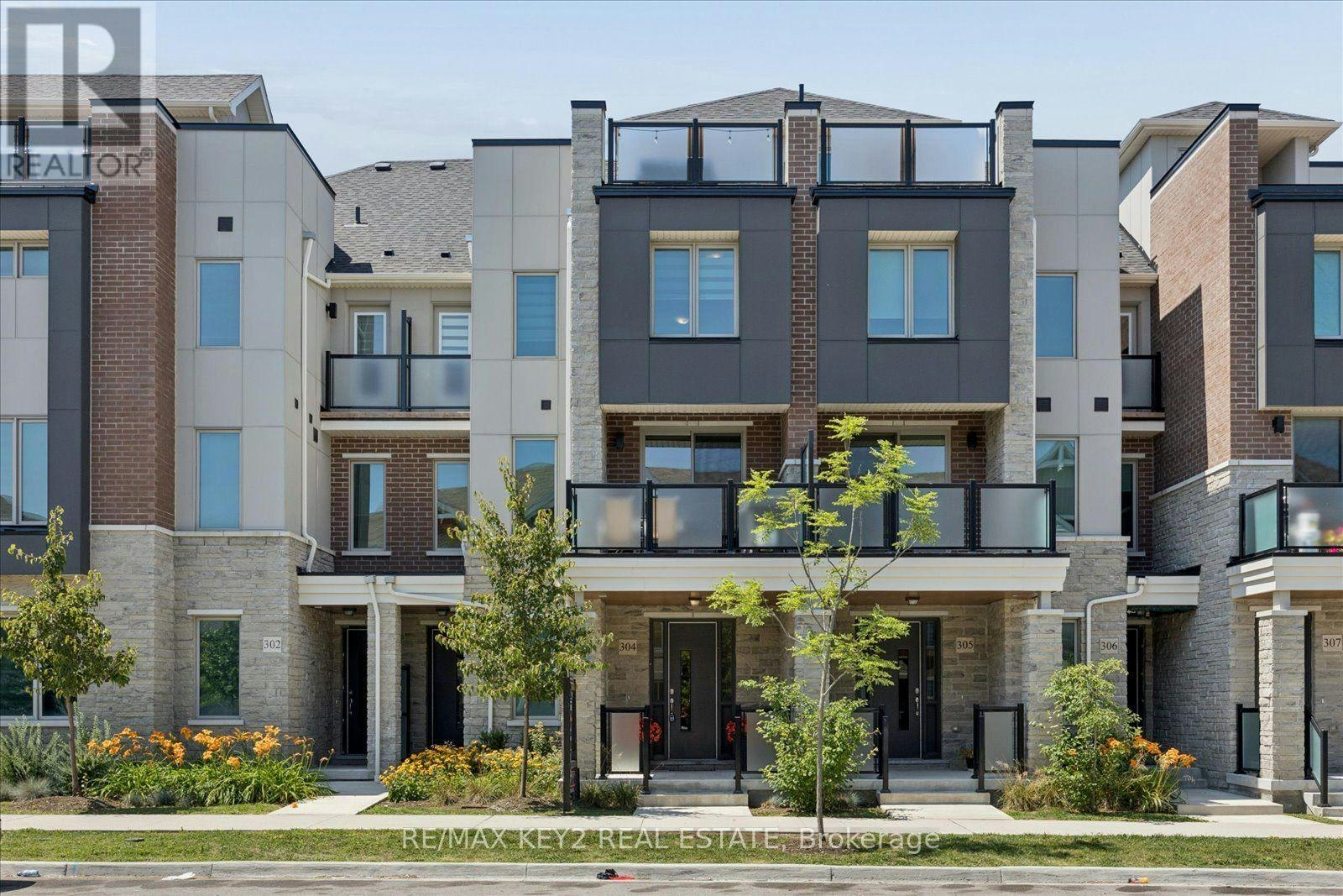 304-1034 Reflection Place, Pickering, ON, L1X 0L1