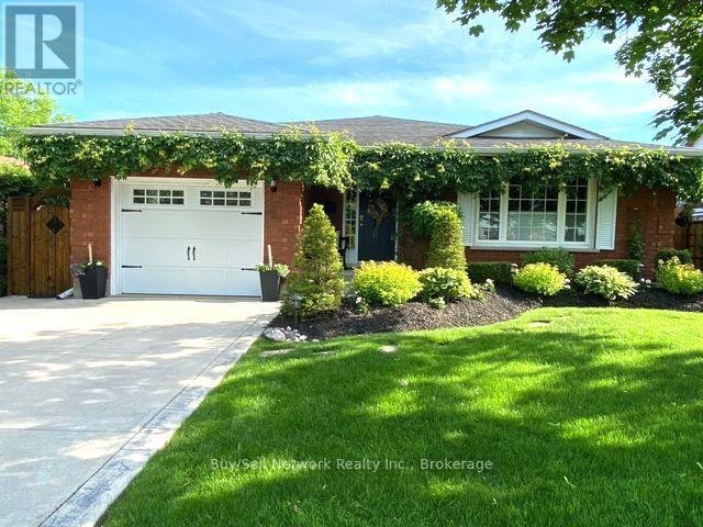 2504 Idyllwood Crescent, Peterborough, ON, K9L 1Y9