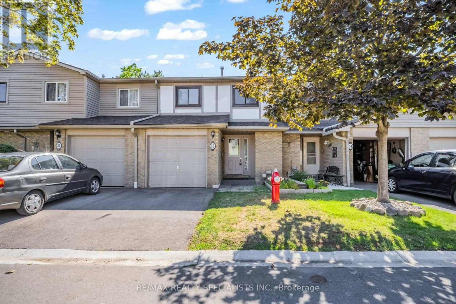 33 Greenwich Circle, Brampton, ON, L6S 2E6