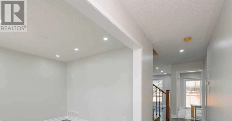 2905 Westoak Trails Boulevard, Oakville, ON, L6M 4V2 - 4