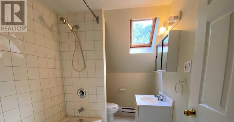 3RD FLR-154 Sorauren Avenue, Toronto, ON, M6R 2E5 - 10