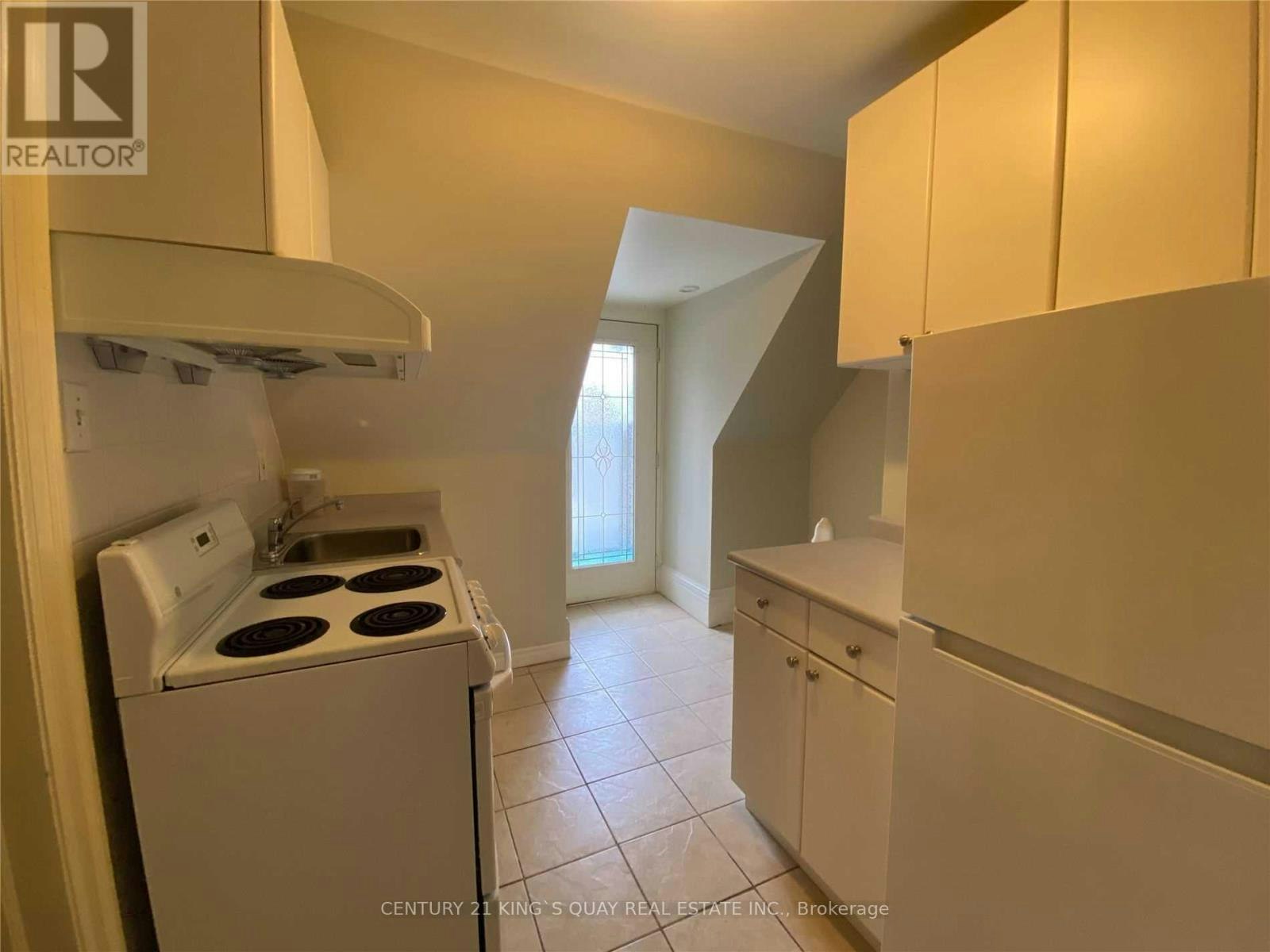3RD FLR-154 Sorauren Avenue, Toronto, ON, M6R 2E5 - 4