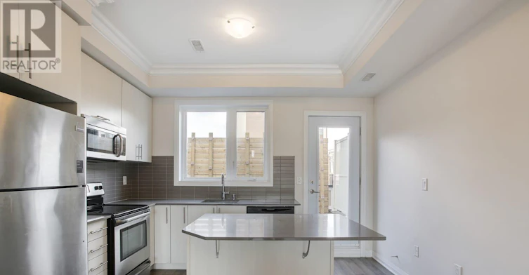 2-130 Frederick Tisdale Drive, Toronto, ON, M3K 0A5 - 5