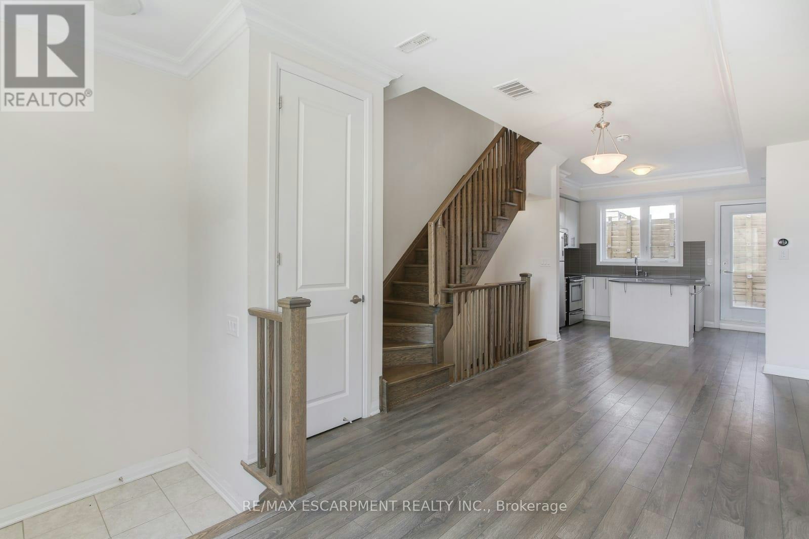2-130 Frederick Tisdale Drive, Toronto, ON, M3K 0A5 - 3