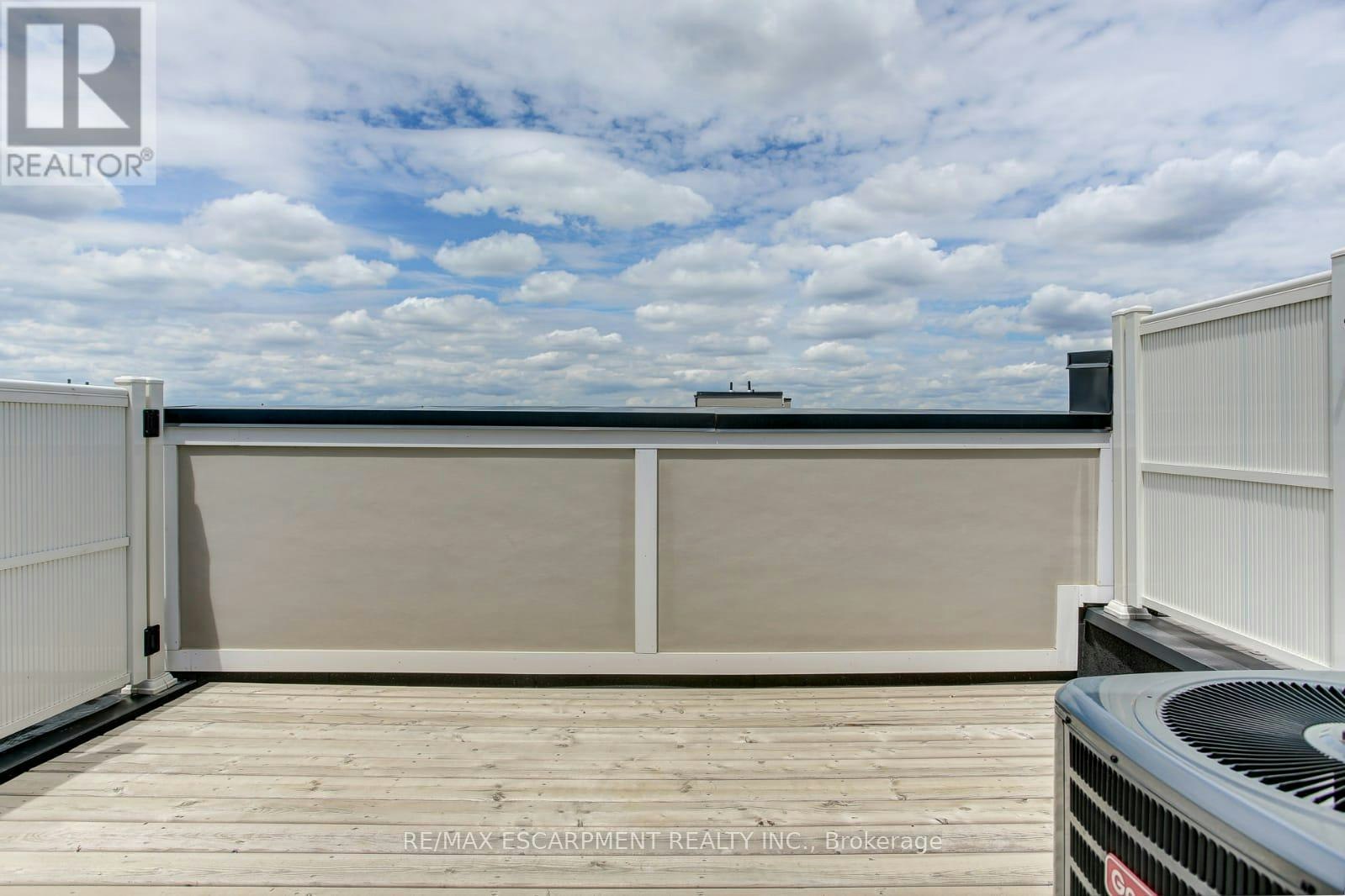 2-130 Frederick Tisdale Drive, Toronto, ON, M3K 0A5 - 22